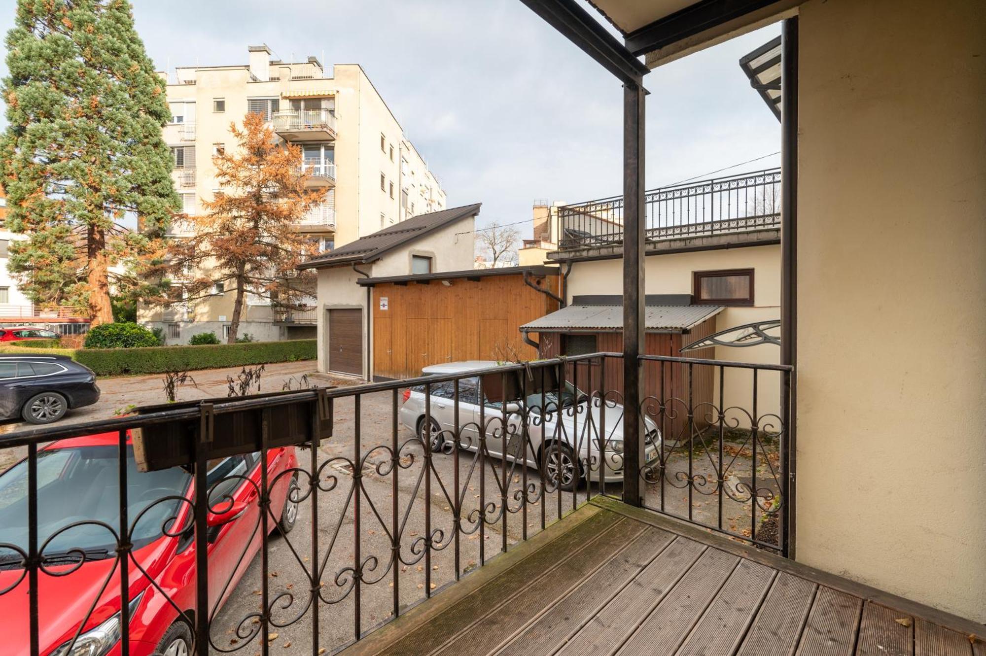 Urban View Apartment With Free Parking Ljubljana Dış mekan fotoğraf